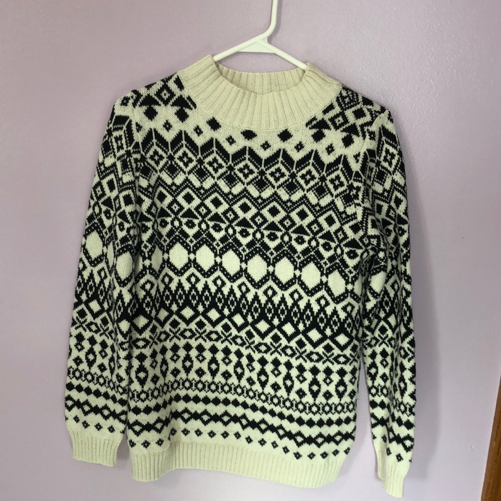 Old Navy Black and Cream Patterned Cowl-neck Sweater